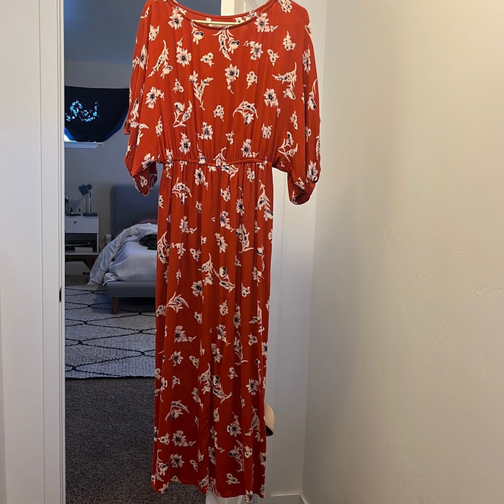 Christy Dawn Mia Dress Crimson Vine Red Floral Size Medium. Barely worn